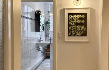 CLS Zentrale City-Wohnung in Hildesheim Ost alles in 5 Minuten erreichbar Ostbahnhof, Nespresso Maschine inklusive Kapseln, Bushaltestelle, Supermarkt, Cafés, Restaurants, HAWK, Uni, ideale Autobahnanbindung, Nähe Bosch - Foto 19