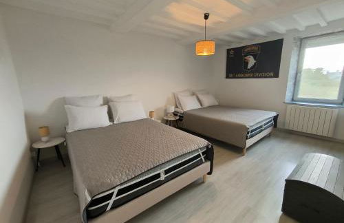 GITE A THEME D-DAY - situé à 15mn d'Omaha Beach - Animaux OK - Terrain clos - Aucuns voisins - WIFI - Foto 16