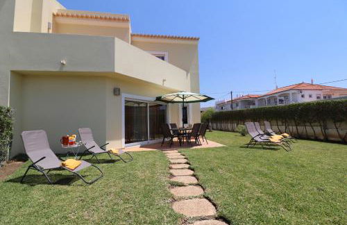 3-bed Townhouse With Pool in Albufeira Balaia - Foto 8