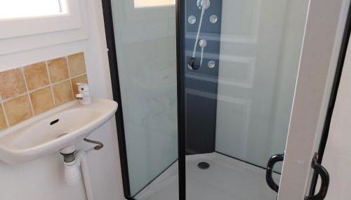 centre historique et proche mer - Photo 2