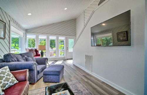 Bright Home with Dock on Lake Conroe! - Photo 5