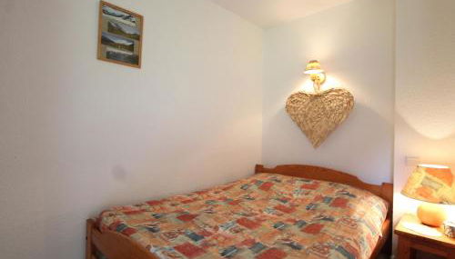 Appartement cosy 4 pers au pied des pistes avec wifi, balcon et casier à ski - FR-1-508-18 - Foto 4