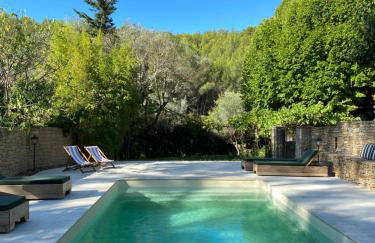 Mazet Tihou Calme, nature et piscine en Provence - Foto 16