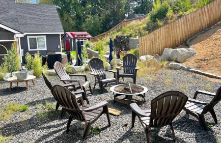 New Mountain Bluebird - walk to lake, golf, and town - game rm - family friendly - sleeps 14 - Photo 34