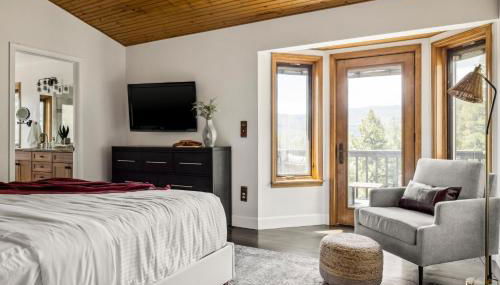 Hot Tub - Scenic Views - Spacious Deck - Game Room - Foto 3