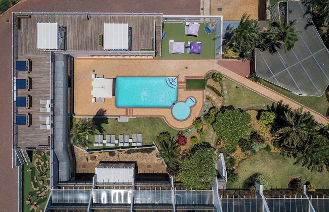 Umhlanga Cabanas - Photo 35