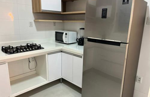 Lindíssima Casa, em condomínio ! - Foto 2