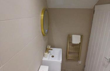 Castle View 3 bedroom with garden - Foto 7