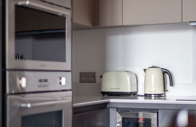 Fancy Flat in Woolwich - Photo 25