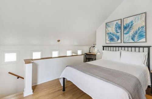 Rare Downtown Oasis | Private Pool + Parking - Foto 22