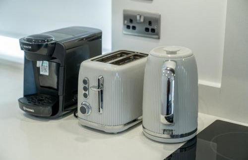 Skyvillion - London River Thames Top Floor Apartments by Woolwich Ferry, Mins to London ExCel, O2 Arena , London City Airport with Parking - Foto 71