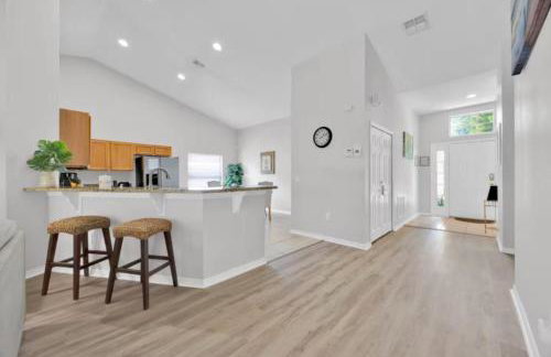 Enjoy Sunny Private Pool - Game Room - Lanai - Nr Disney - Foto 17