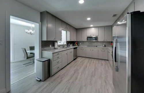 Relaxing Pool Side - Near Fairgrounds - Foto 5