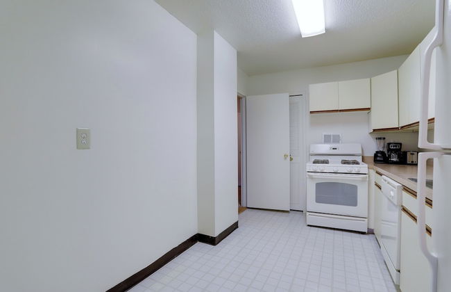 Bright Comfort in DC Apts - Foto 48