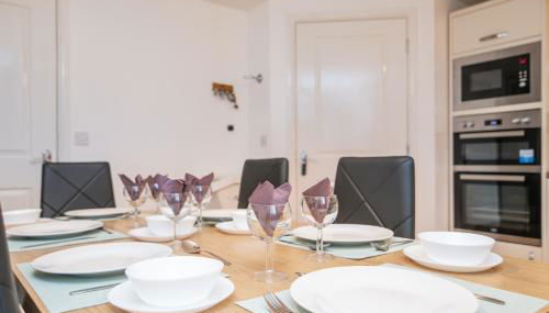 5 bed house with free secure parking in pleasant quiet location - Foto 5