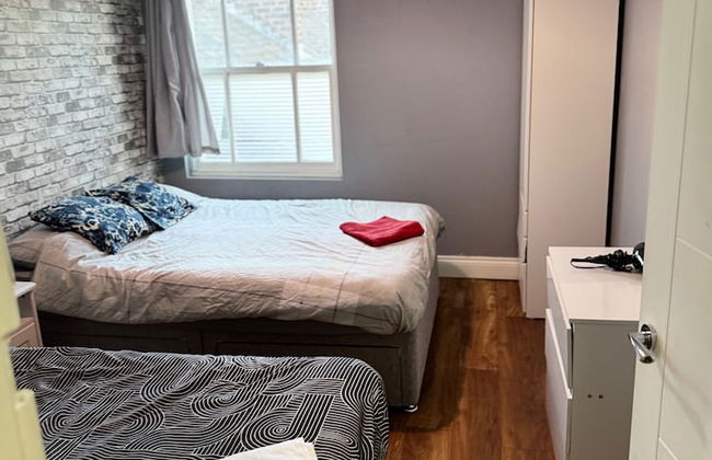 Citycenterapt-4br-wifi-freeparking-retroarcade - Foto 2