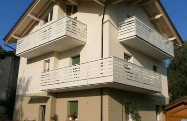 Appartamento luminoso, giardino, vista Dolomiti. - Foto 5