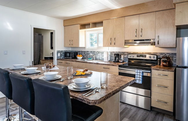 Downie Cottage by Revelstoke Vacations - Photo 11