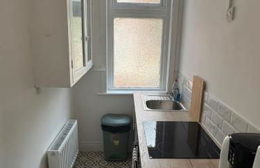 The Newcastle Residence Cozy & Modern Flats in The Park Estate - Photo 9