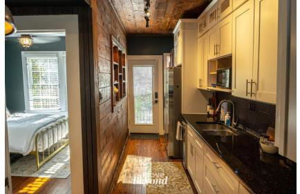 The Royal Treatment - Photo 24