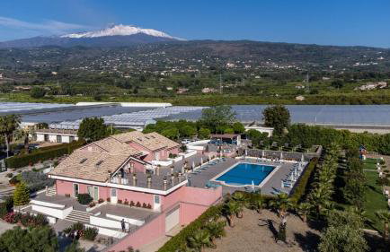 Dipladenia Garden Country Resort - Foto 1