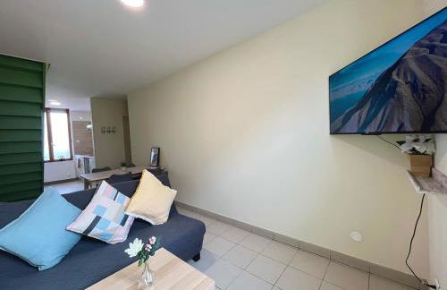 Duplex rénové à 15 min de Lyon - Foto 2