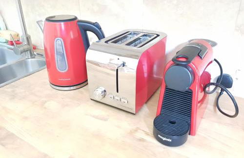 Pretty Maida Vale Apartments - Photo 13