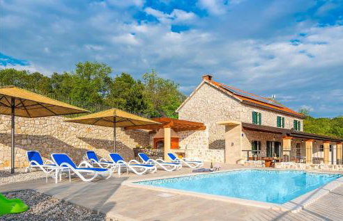 3 Bedroom Amazing Home In Vid - Foto 1