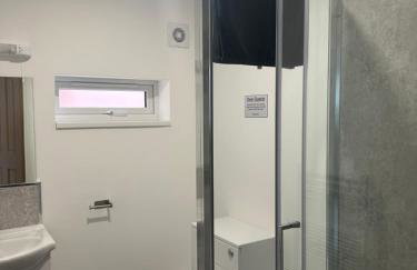 Newland Park Bungalow Near Hull Uni Free Parking Free Wi-Fi - Foto 15