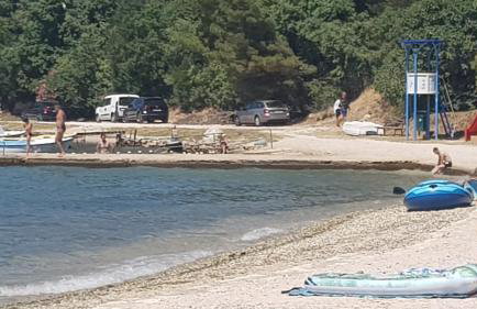 Babaloo Beach Apartments - Photo 49