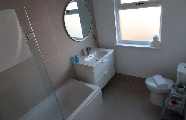 Lovable Lancing With Garden Parking - Foto 4