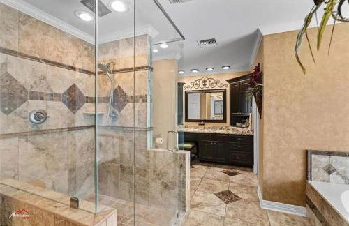 Lakefront 3BR Retreat - Pier, RV, Family-Friendly - Foto 10