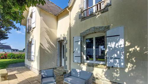 3 Bedroom Beautiful Home In Pont-Aven - Photo 2