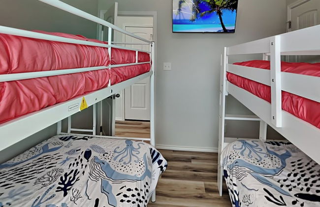 Pelican's Perch by Miss Kitty’s - Photo 19