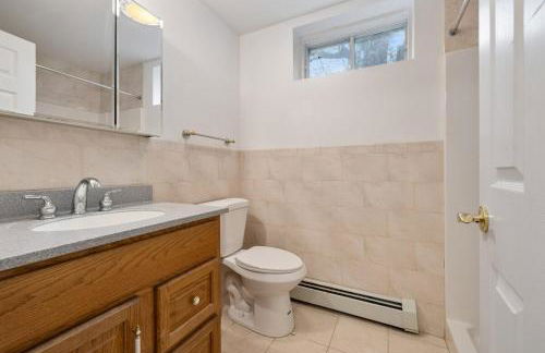 Secluded 9BR Getaway, Pool, Hot Tub & Huge Deck - Foto 27