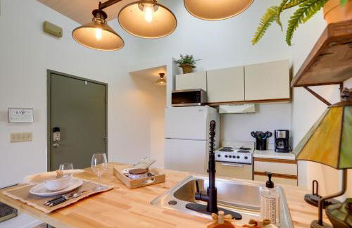 Pet-Friendly Oak Harbor Condo Walk to Lake! - Foto 8