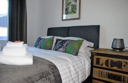 Wow I'm living on the beach. Luxury 4 bed sleeps 8 - Photo 19