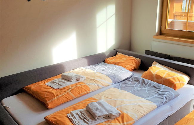 Beautiful Apartment With Balcony - Photo 10