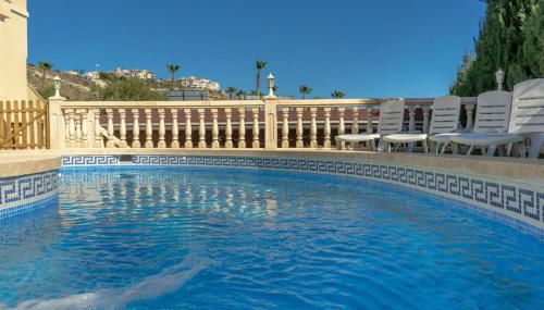 6 Bedroom Luxury Villa, Jacuzzi & heated pool 18 guests - Foto 2