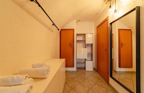 Studio with private garden by GardaDoma - Foto 14