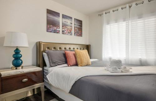 Relaxing Vegas Stay with BBQ & Games - Foto 38