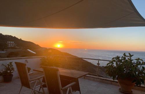 ASTRA-Ferienhaus mit großer Dachterrasse und Top-Ausstattung in NAS - Foto 3