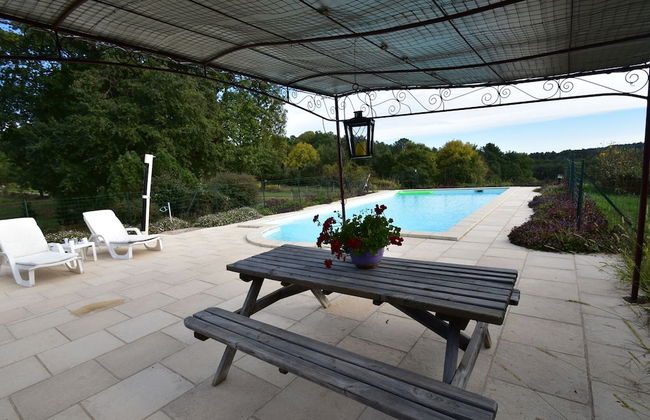 Holiday Home in Montclera With Sunny Garden, Playground Equipment and Private Pool - Foto 43