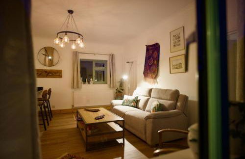 Tring Grange Cottage Sleeps 2 with Onsite Parking - Photo 34