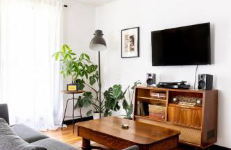 Mid-Century Modern Home Near Downtown with Free Parking - Foto 13