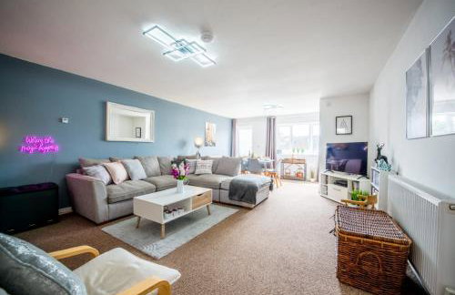 Welcoming Pembrokeshire home, perfect escape for couples, beach 5 mins, doorstep walks - Foto 16
