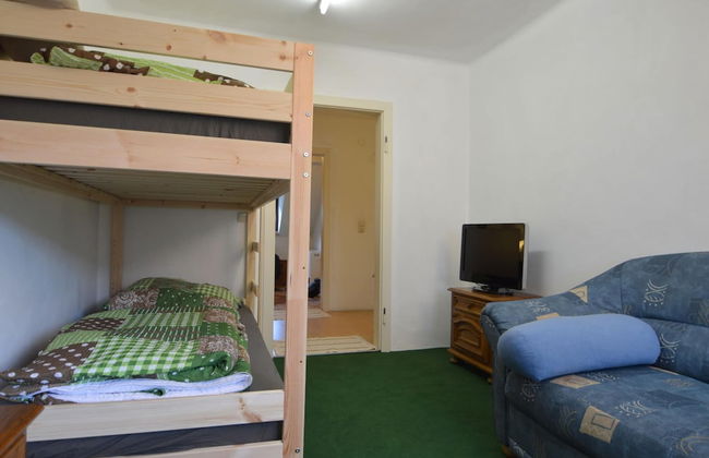 Charming Holiday Home in Neumagen-dhron - Foto 13