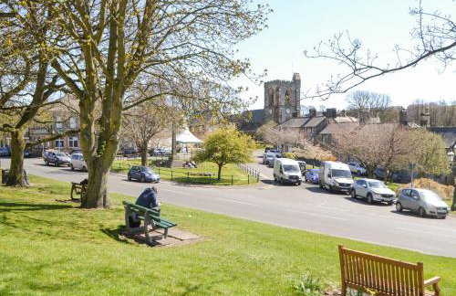 Addycombe Cottage - Photo 11