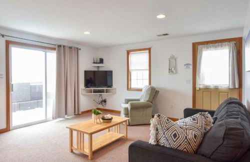 12215 - Beautiful Views of Cape Cod Bay Access to Private Beach Easy Access to P-Town - Foto 7