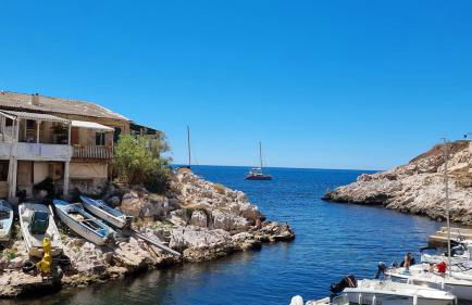 LE MUGEL cocooning SPA et proche calanques de Cassis - Foto 10